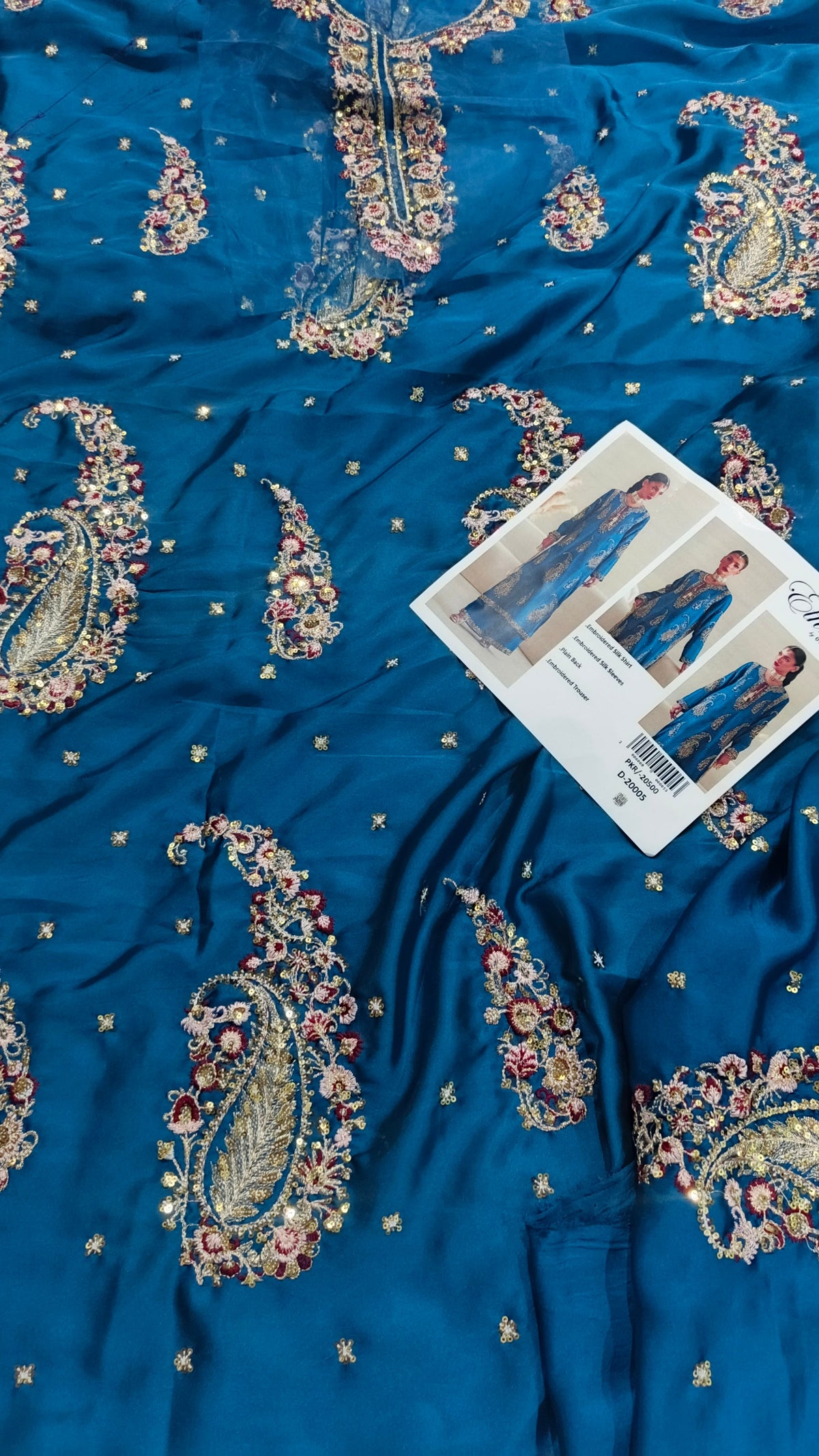 Ethnic Silk Meera Viral Article